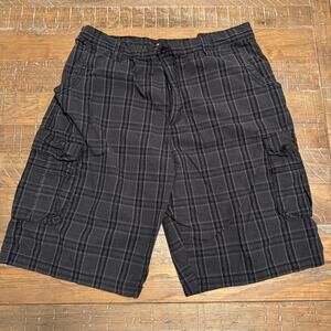 Airwalk Charcoal Plaid Cargo Shorts Size 38 Skater Streetwear Streetstyle